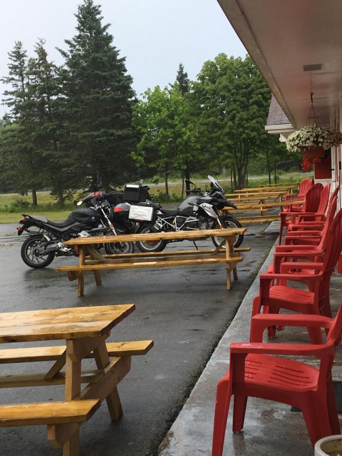 Webbers Lake Charlotte Motel Queen And Double Bed Exterior foto